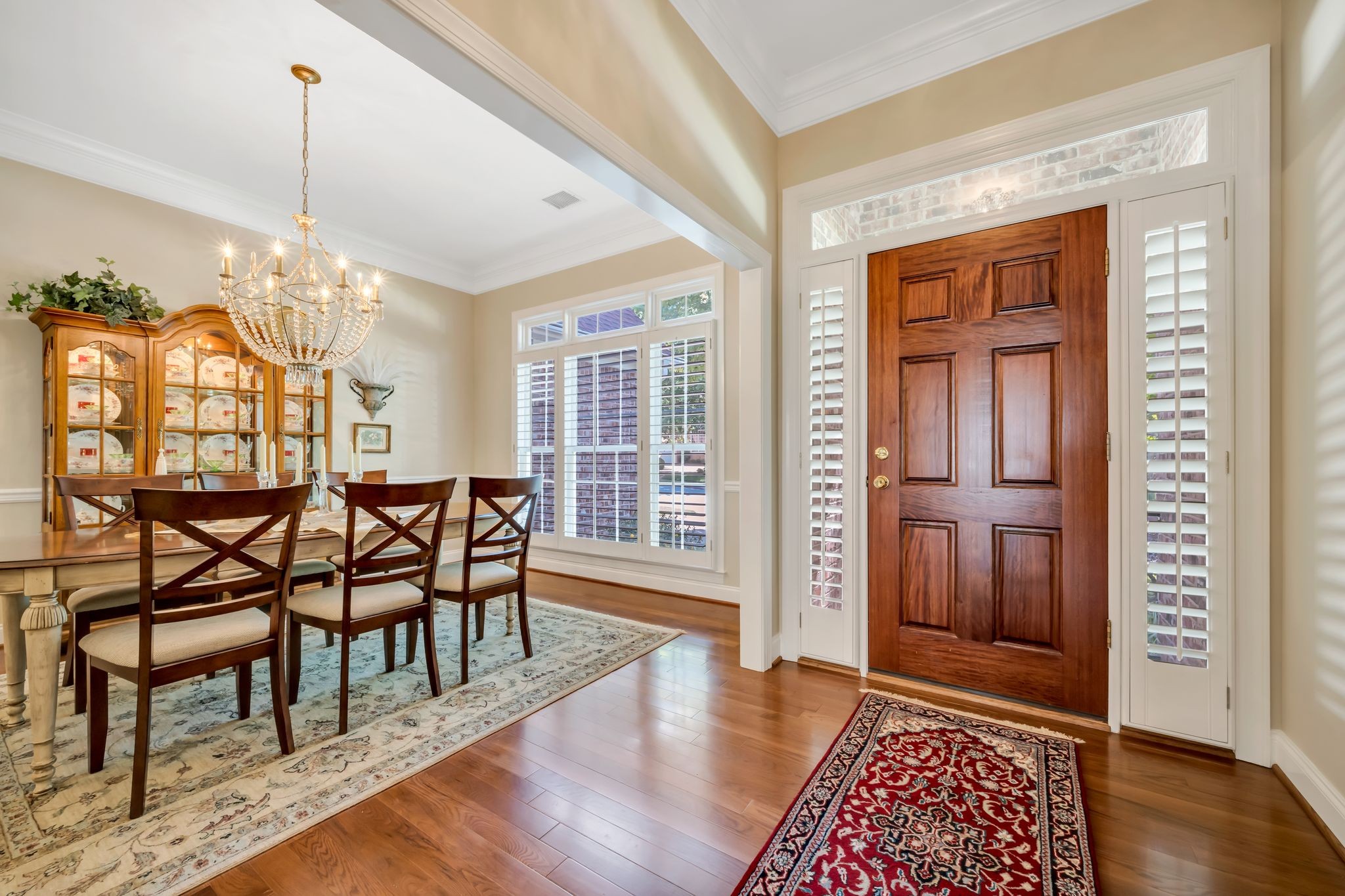 5153 Ravens Glen
