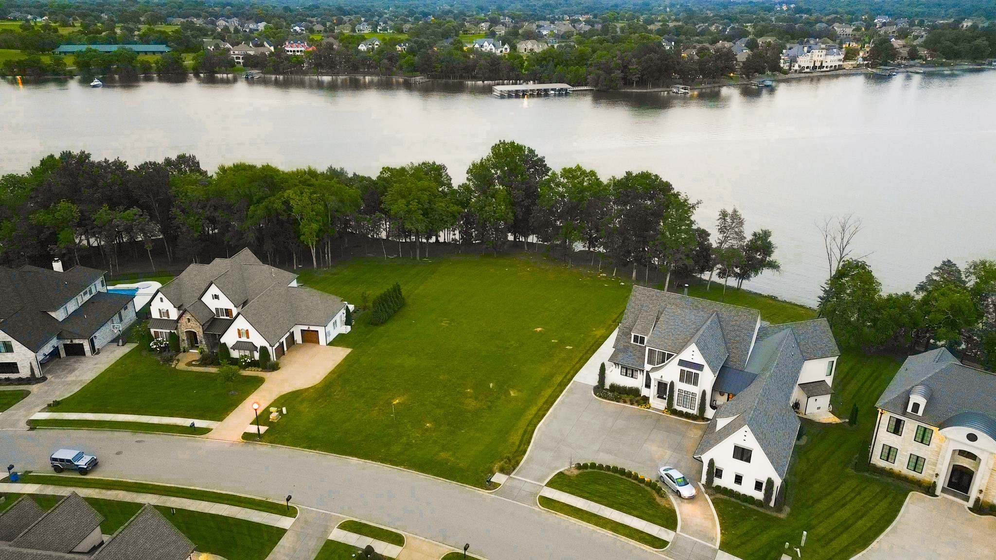 1537 Boardwalk Pl