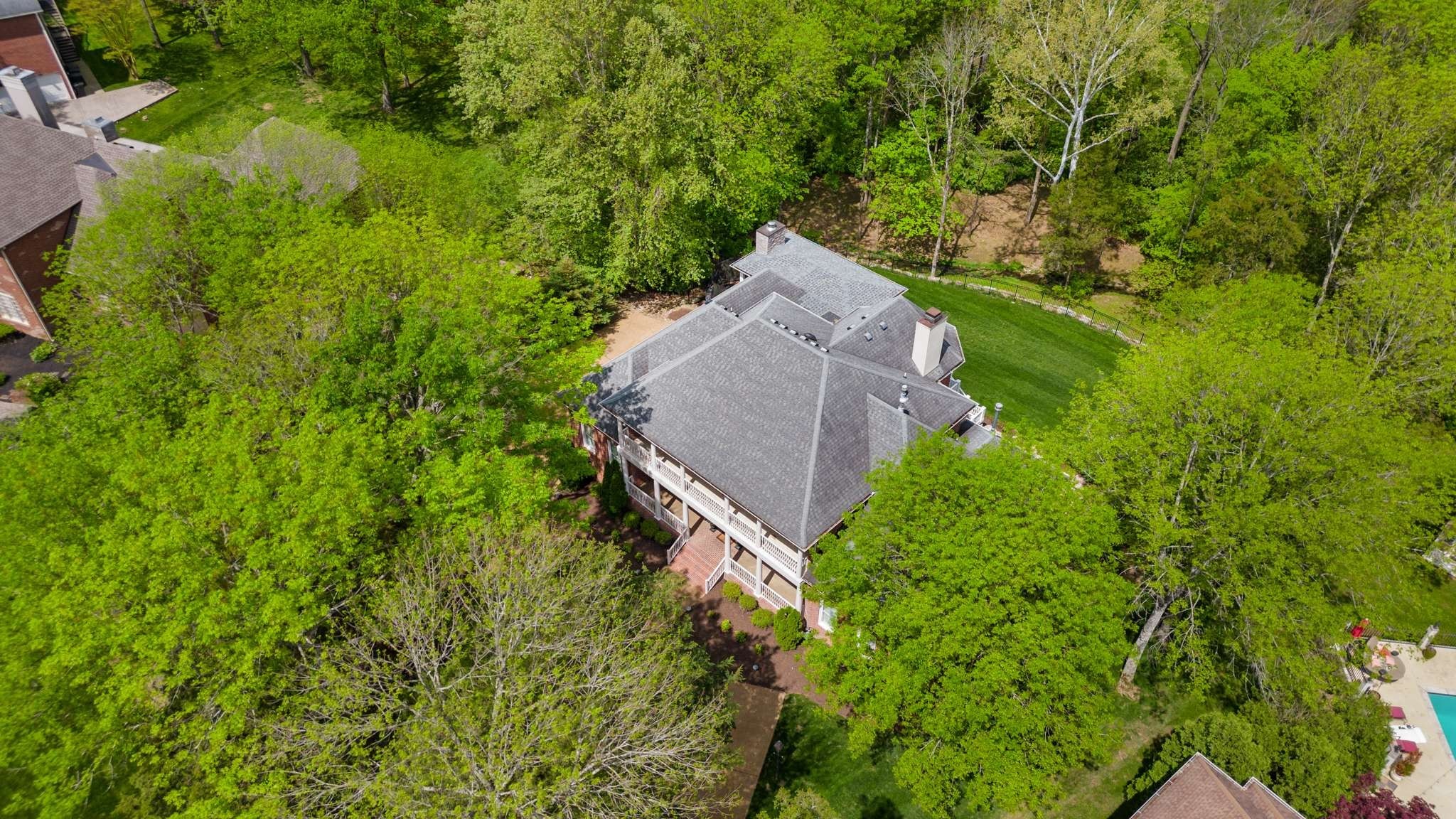 521 Grand Oaks Dr