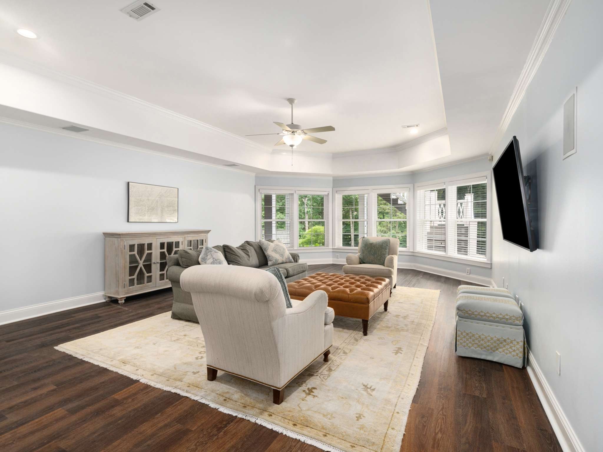 521 Grand Oaks Dr