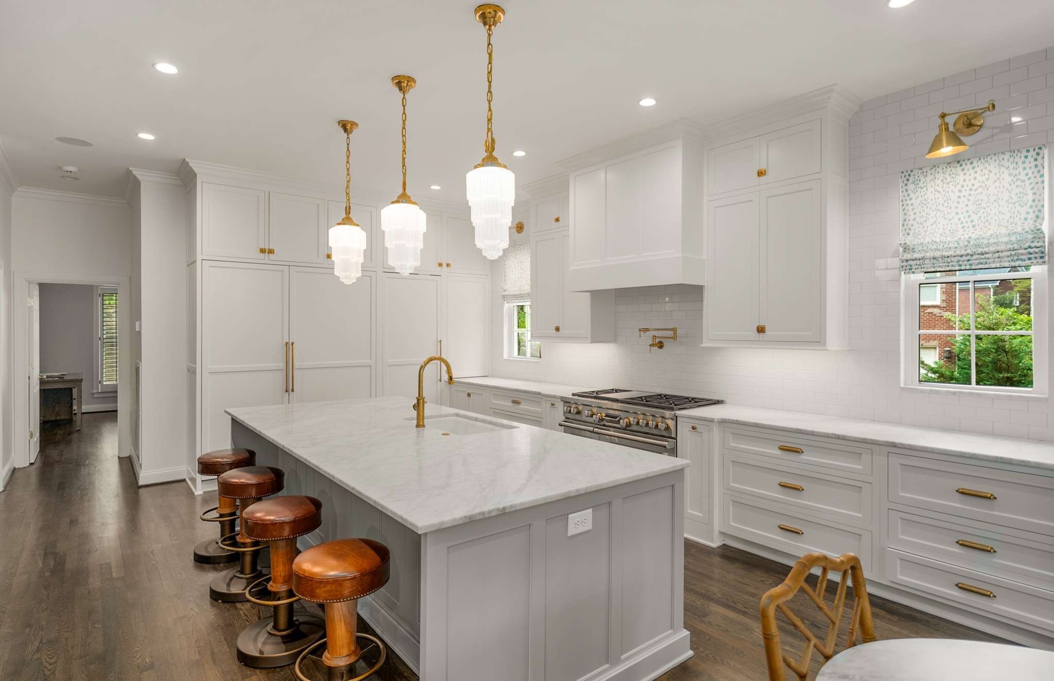 521 Grand Oaks Dr