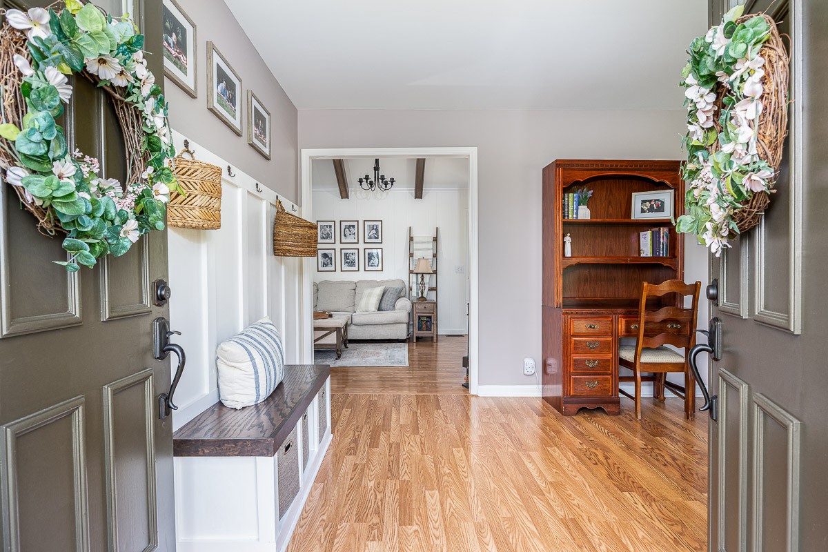 705 Baugh Rd