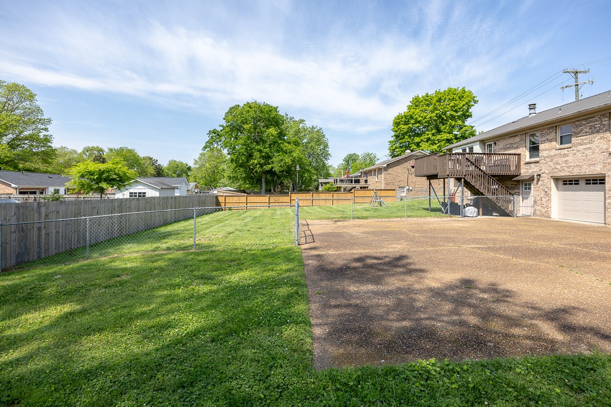 705 Baugh Rd