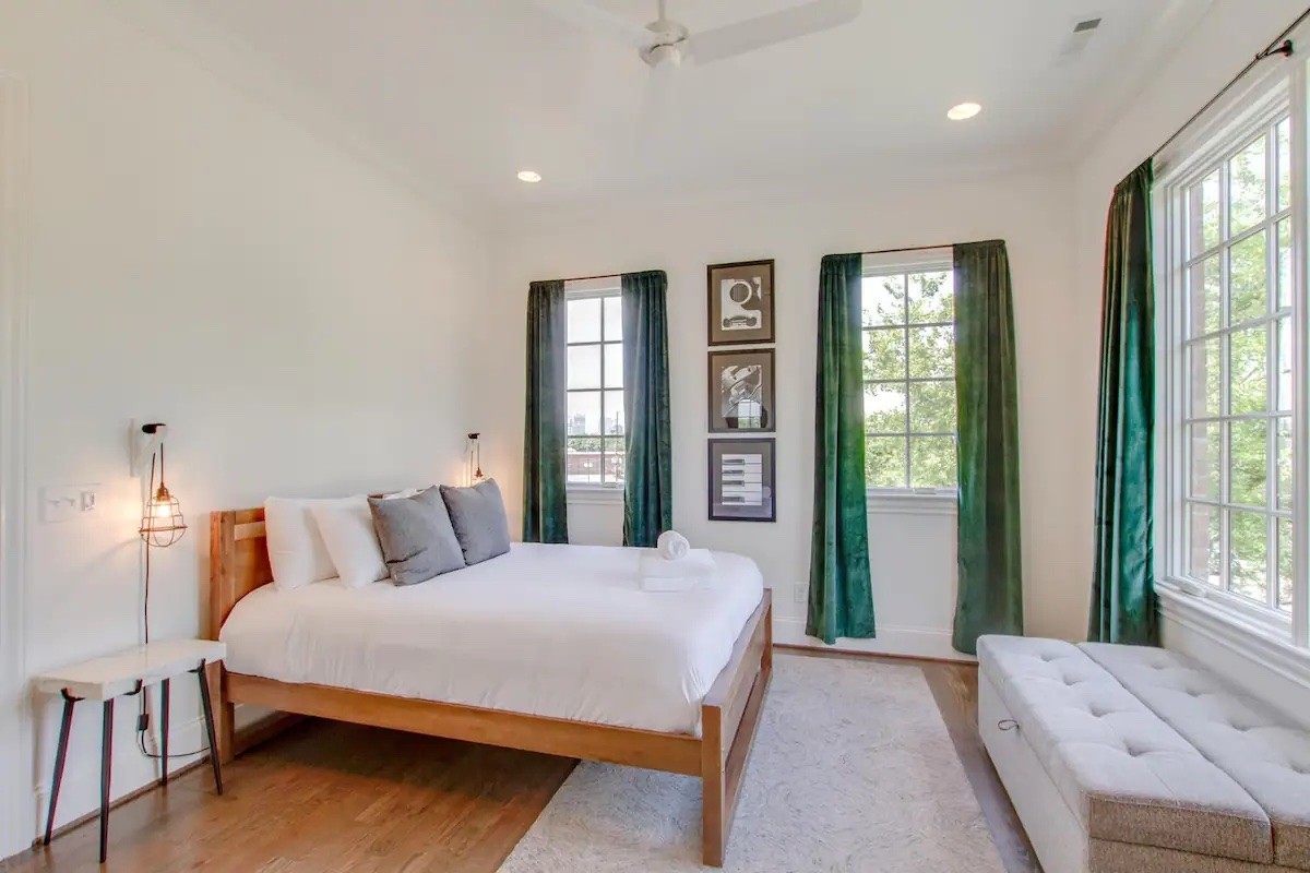 1226 Martin St Unit: #4