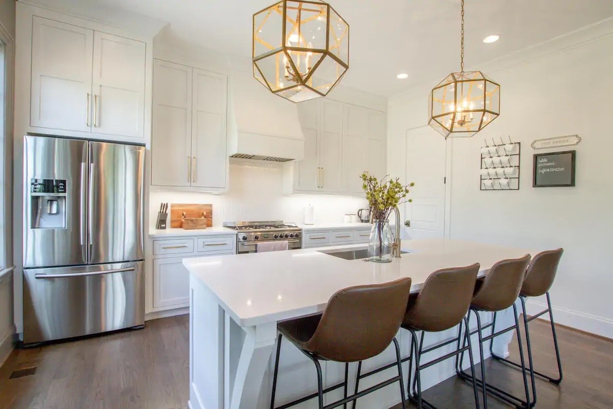 1226 Martin St Unit: #4