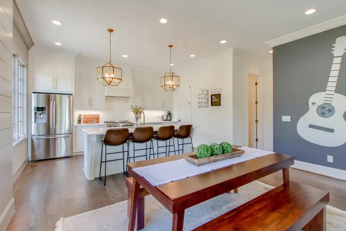 1226 Martin St Unit: #4