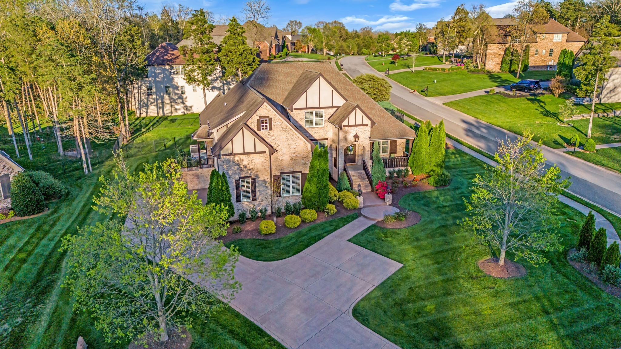 2300 Jonahs Ridge Ct