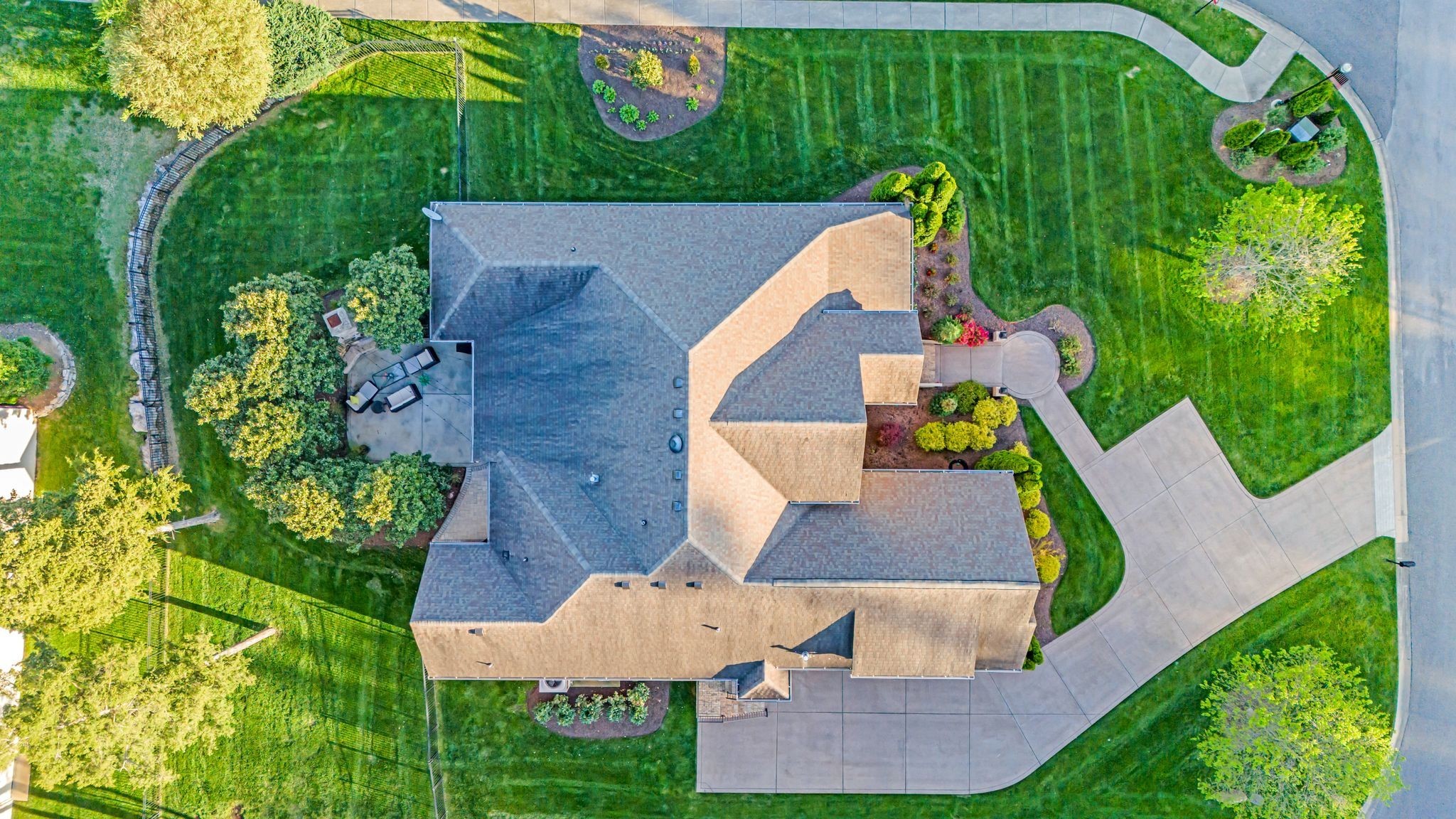 2300 Jonahs Ridge Ct