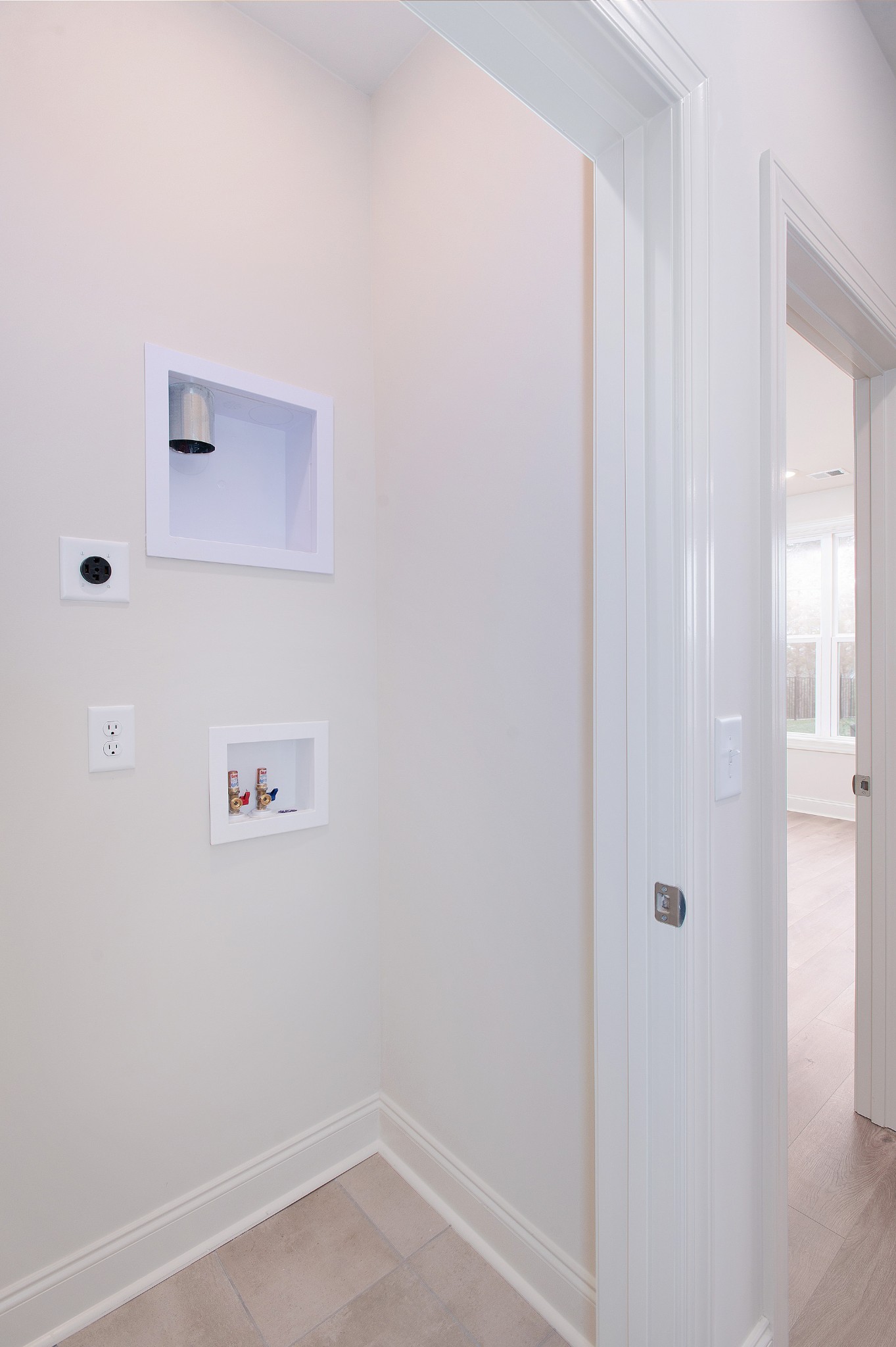 482 Portsdale Dr Unit: 8
