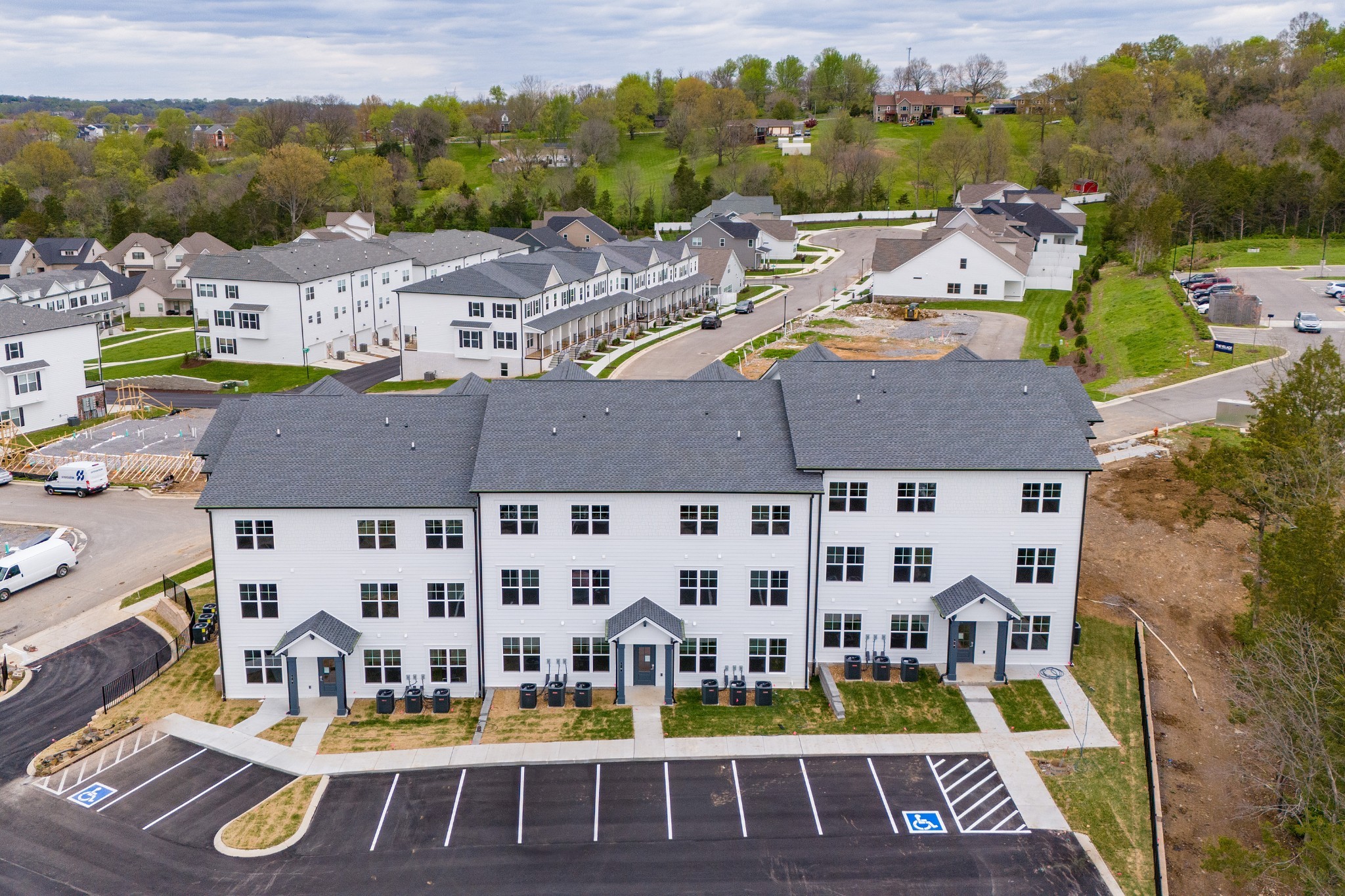 482 Portsdale Dr Unit: 8