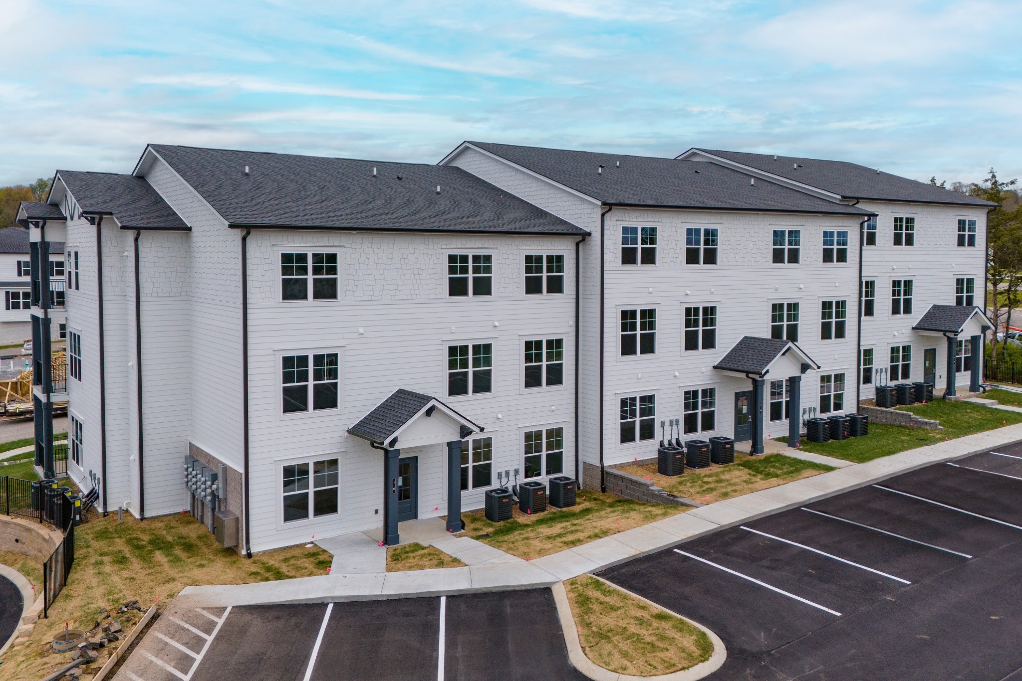 482 Portsdale Dr Unit: 8