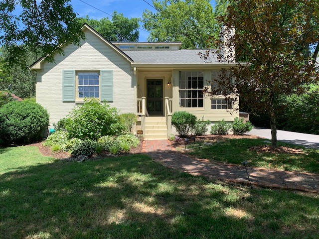 2802 Westmoreland Dr