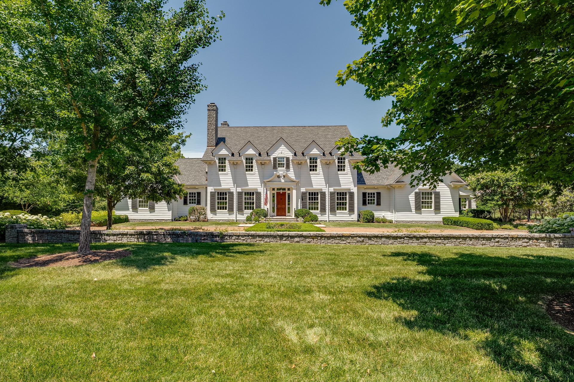 4006 Wayland Dr