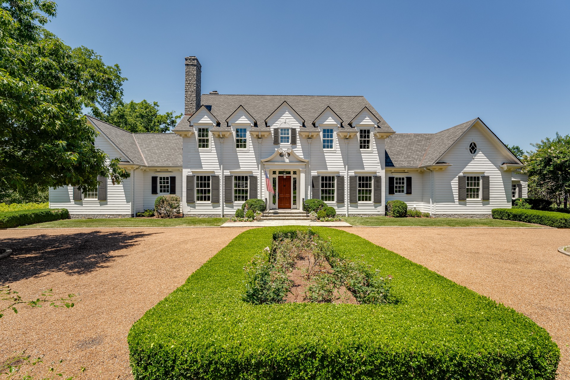 4006 Wayland Dr