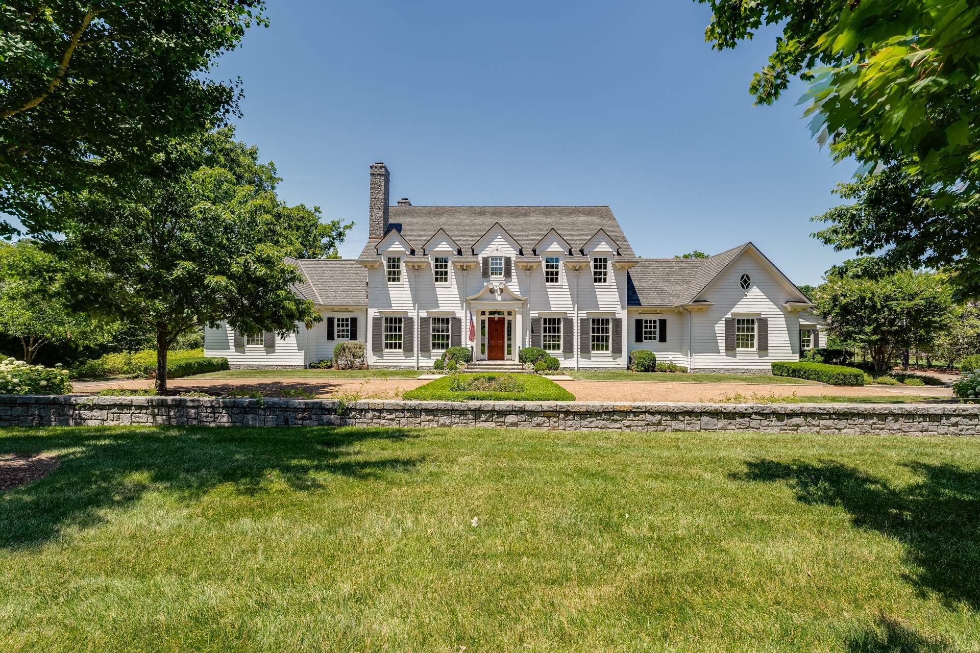 4006 Wayland Dr