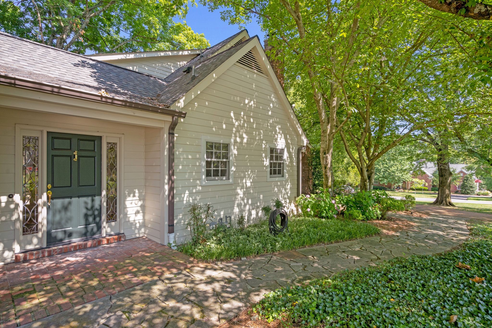 2300 Oxford Rd