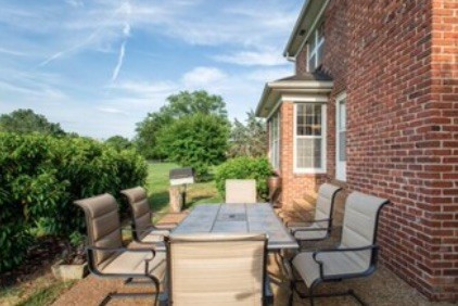 104 Steeplechase Ln