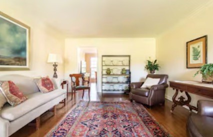 104 Steeplechase Ln