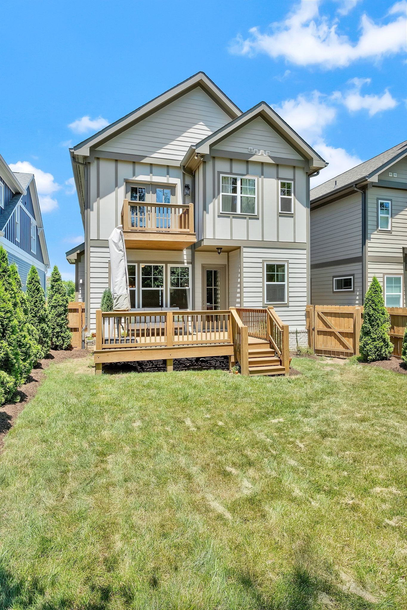 1909B Kimbark Dr