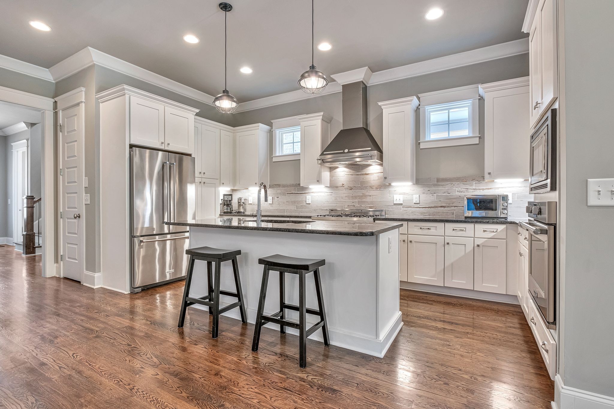 1909B Kimbark Dr