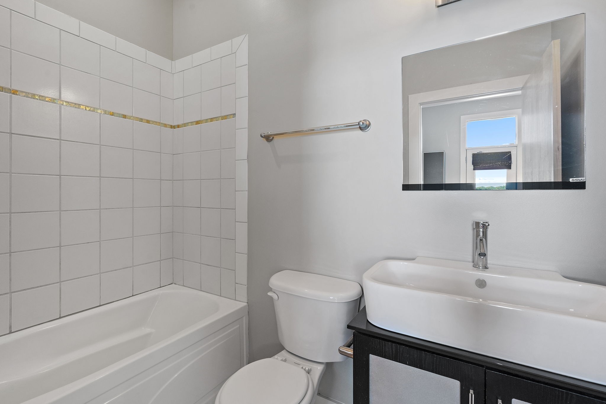 1706 18th Ave, S Unit: 306