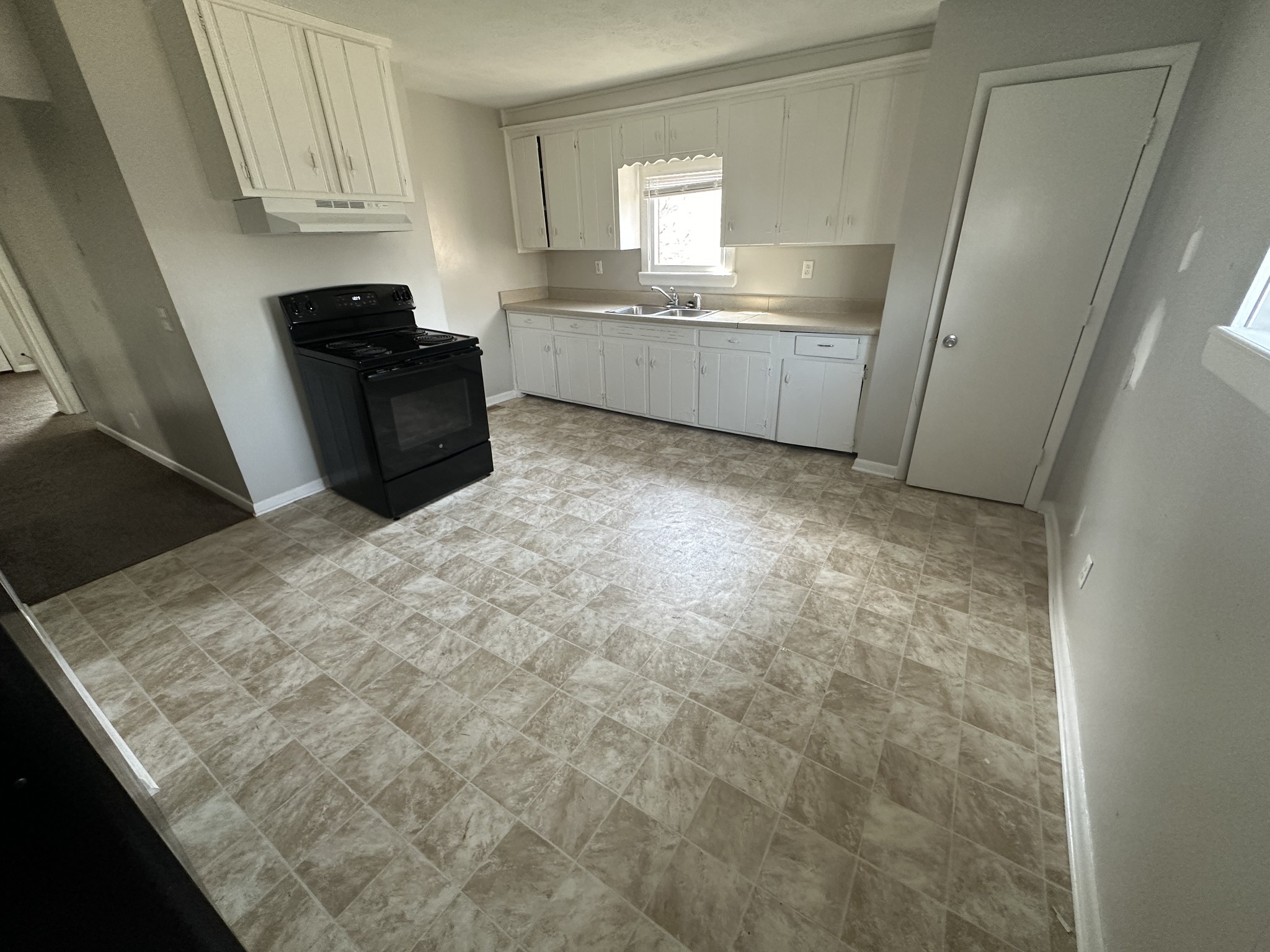 2520 Alameda St