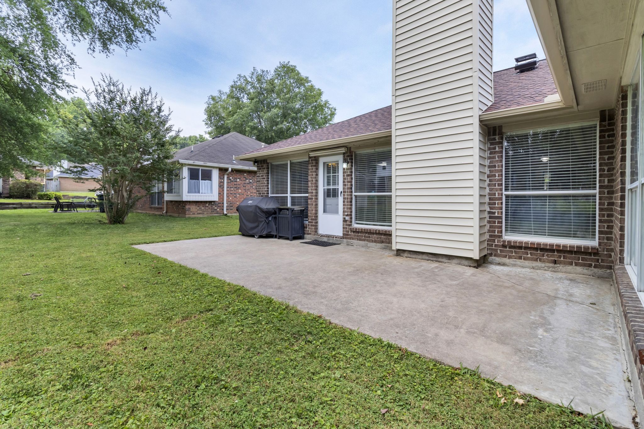 1013 Bret Ridge Dr