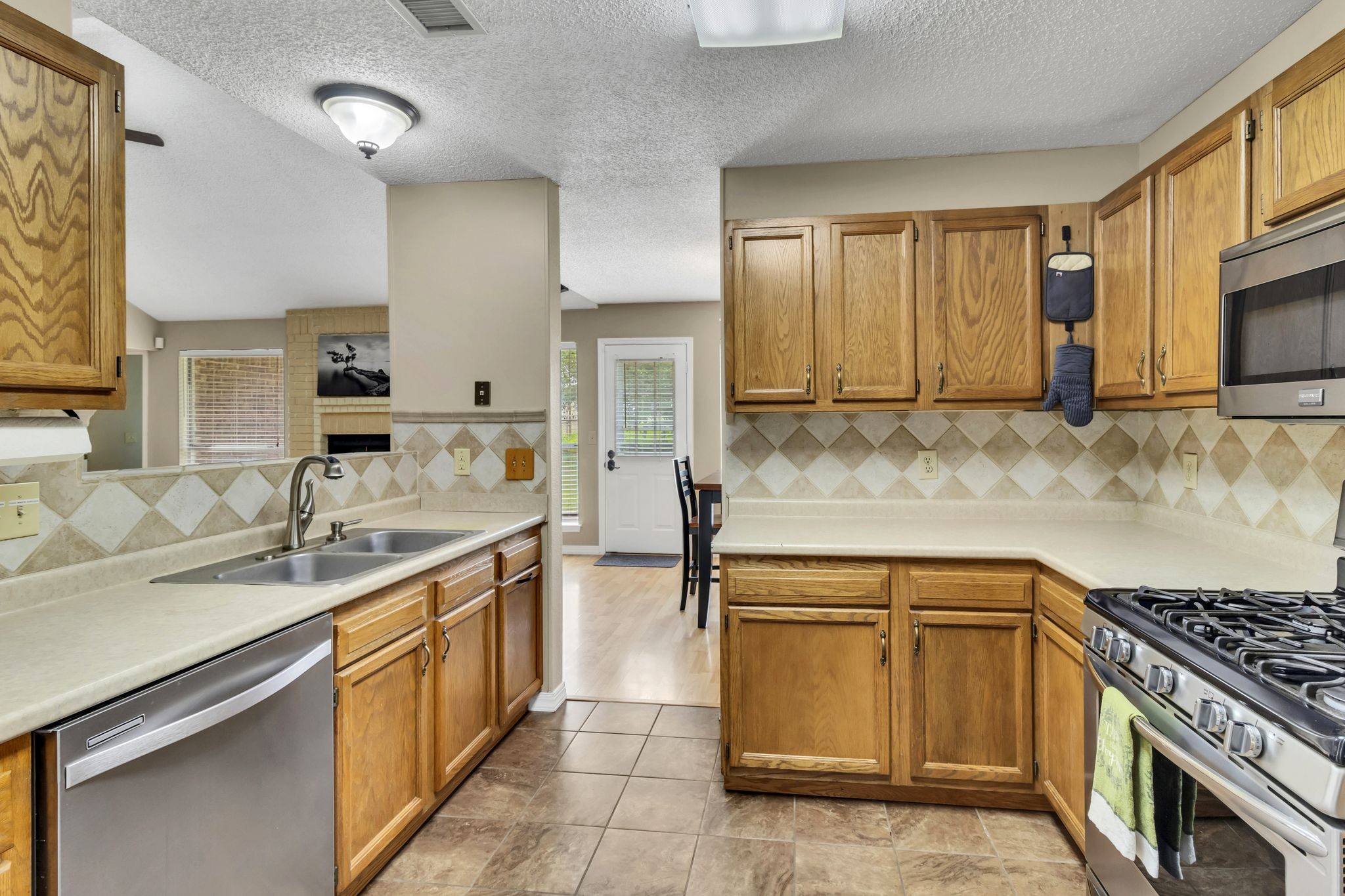 1013 Bret Ridge Dr