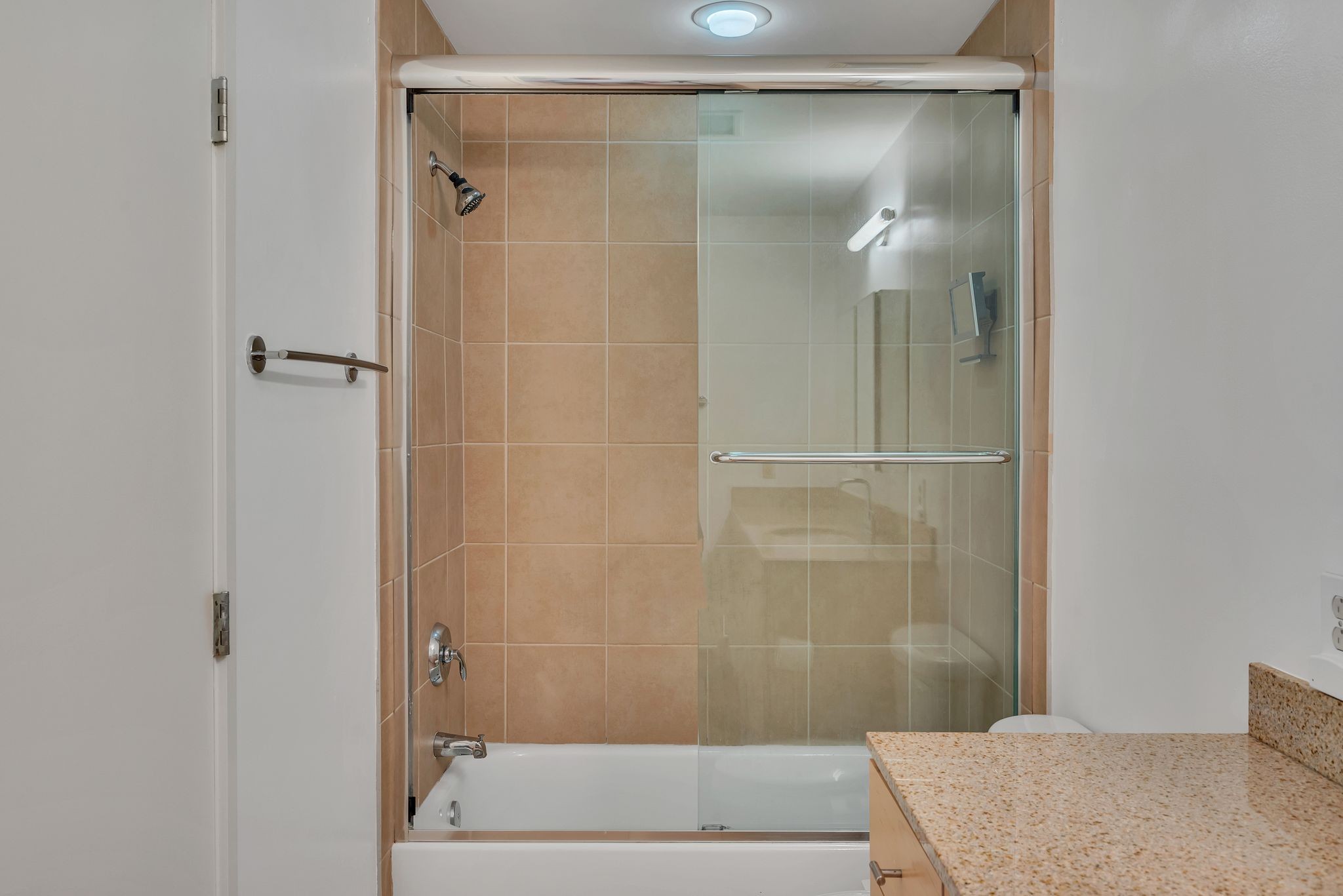 1101 18th Ave, S Unit: 407