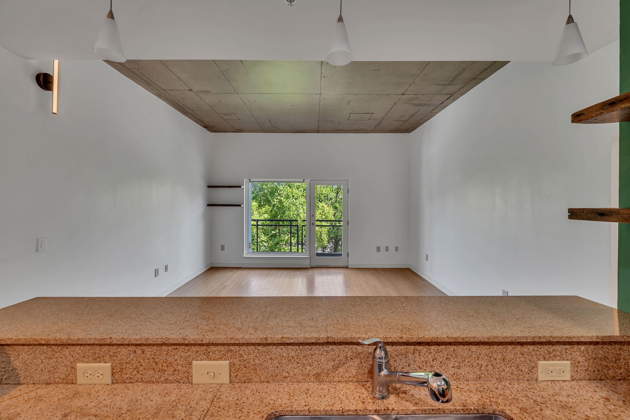 1101 18th Ave, S Unit: 407