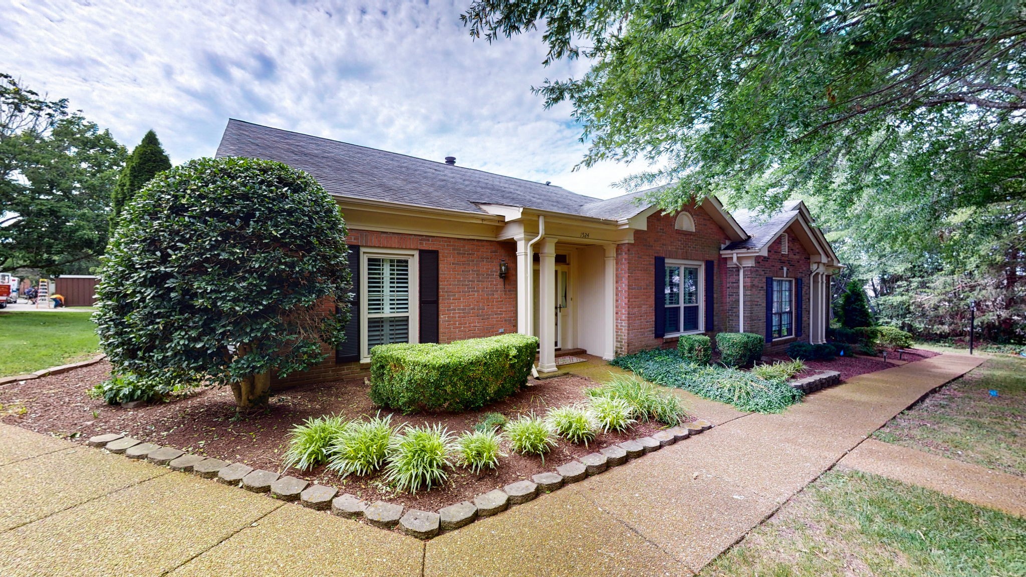 1524 Brentwood Pointe