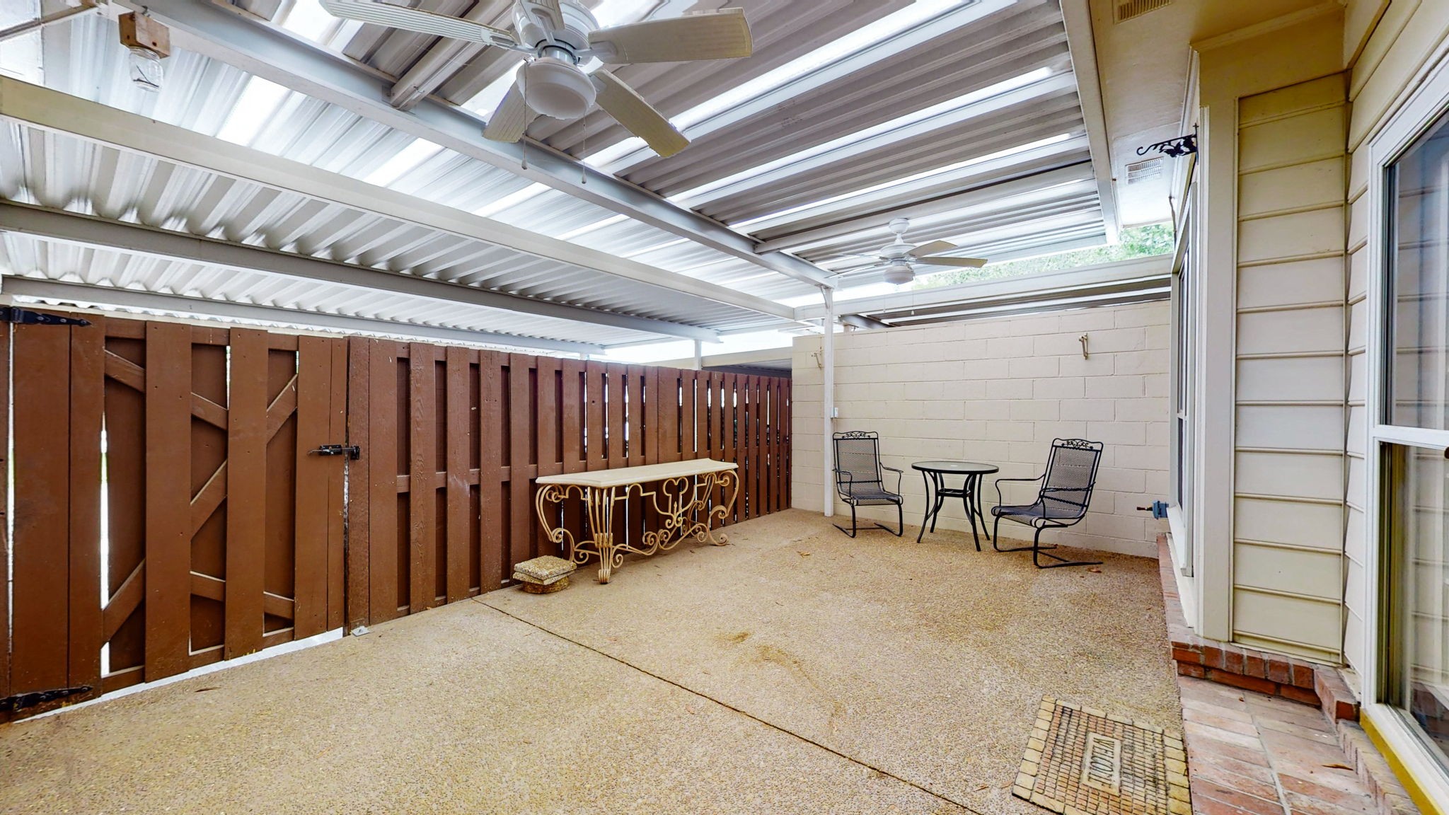 1524 Brentwood Pointe