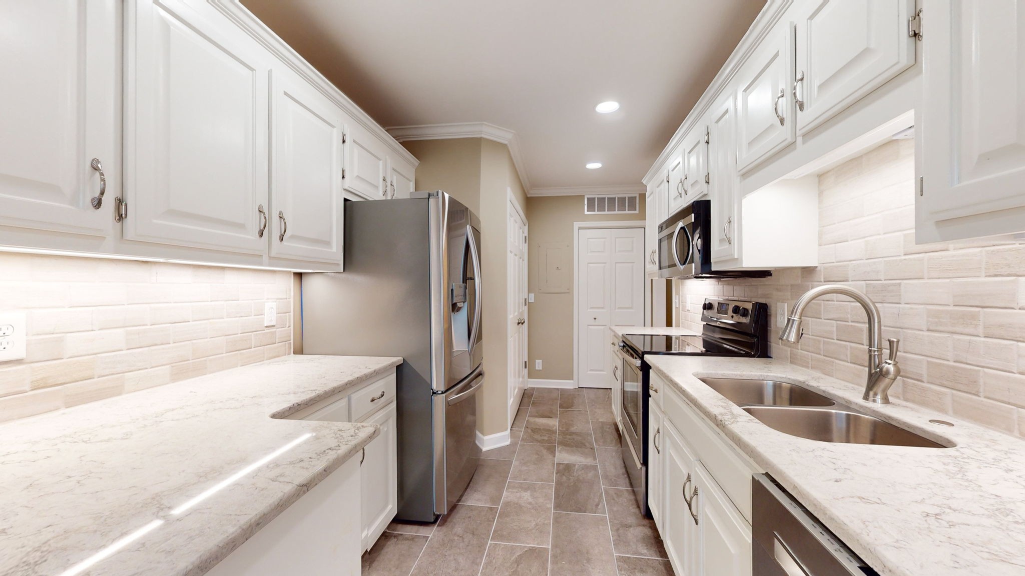 1524 Brentwood Pointe