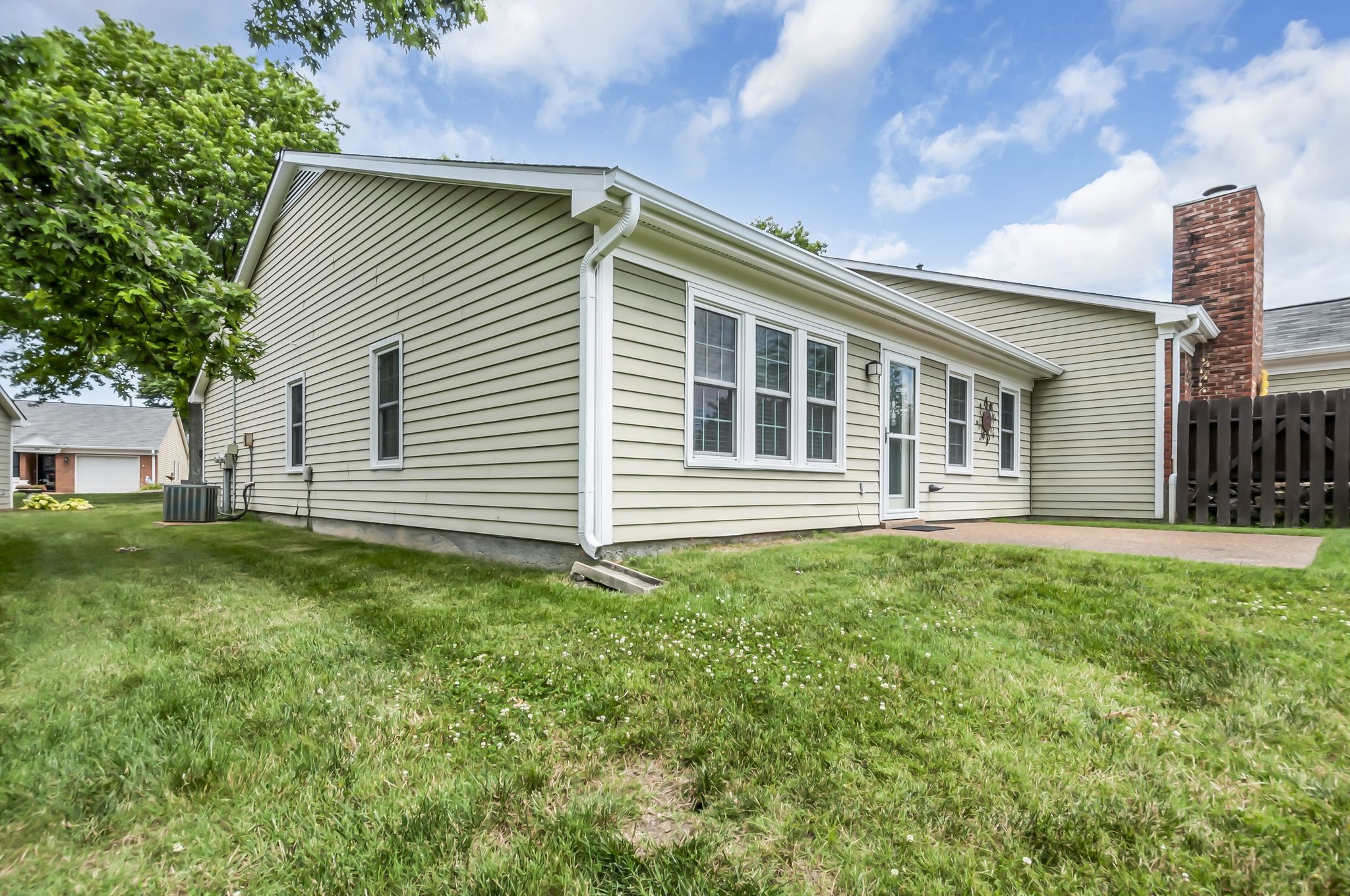 219 Cana Cir