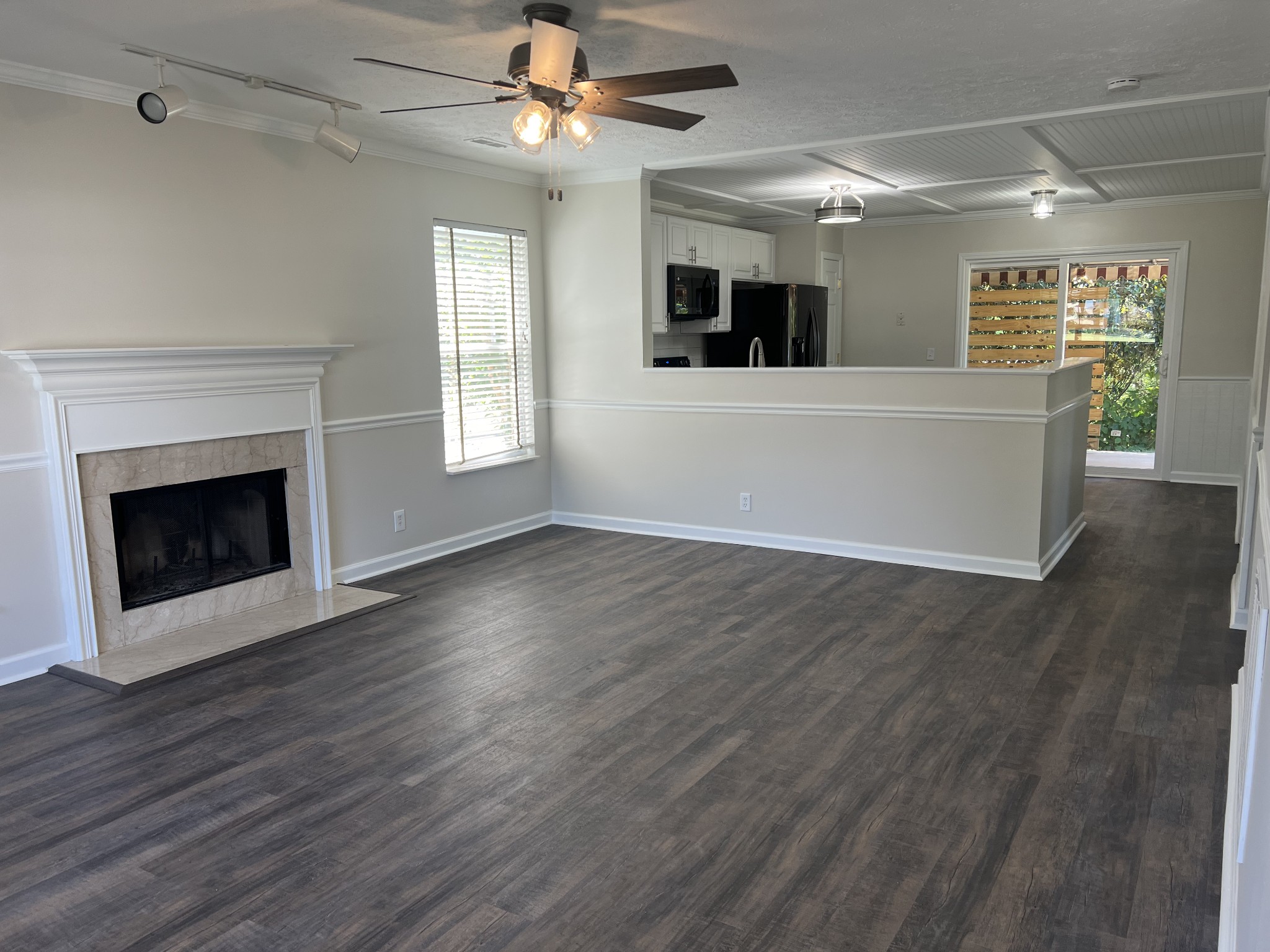 3601 Crossbrooke Dr