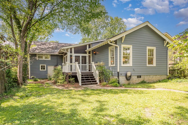 112 Bowling Ave