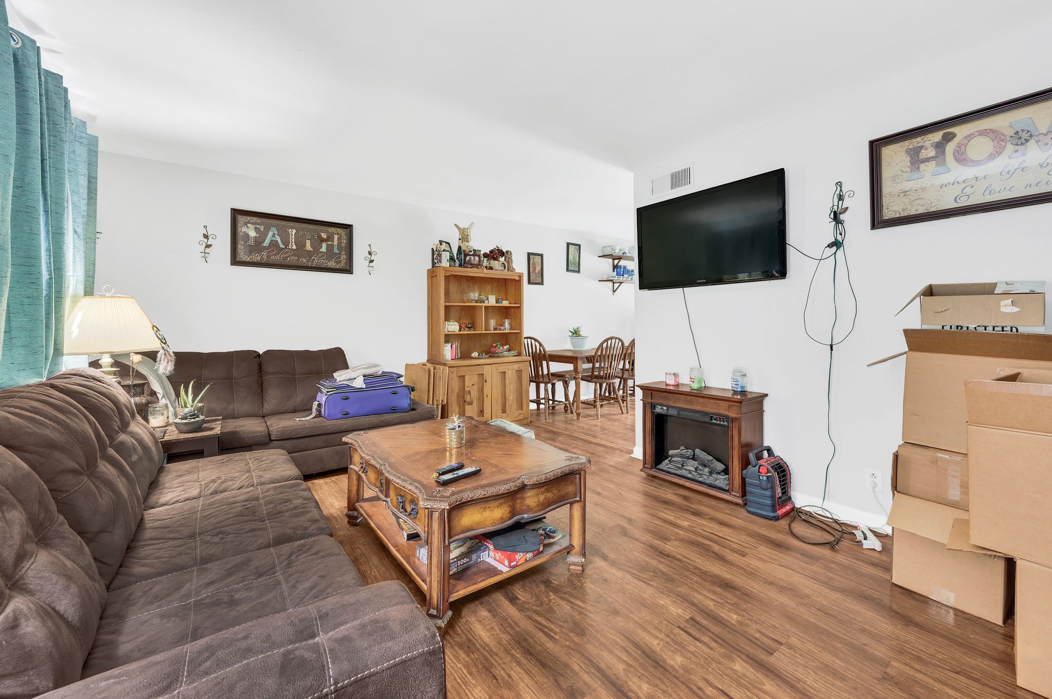 604 McPherson Ct, S