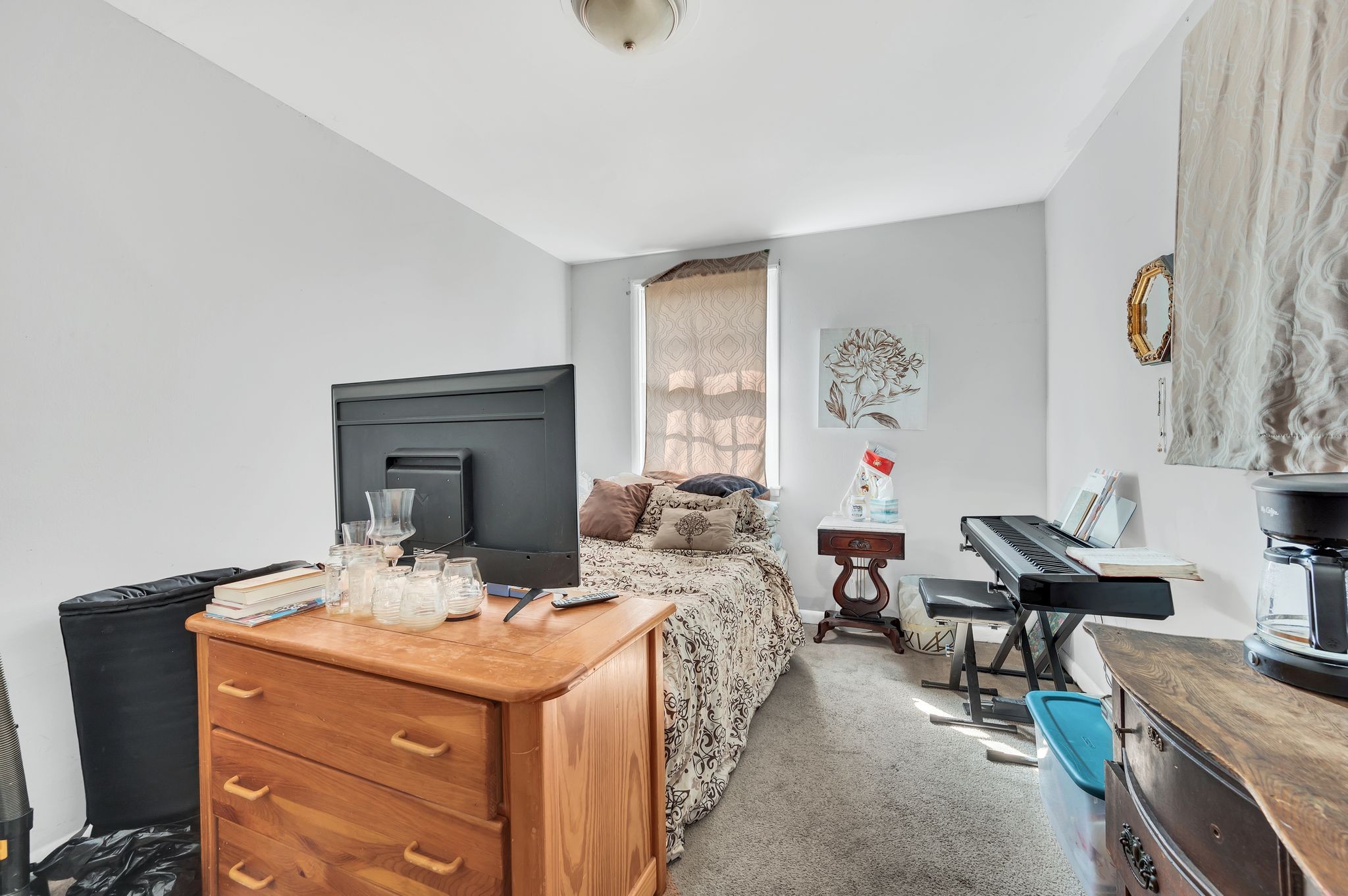 604 McPherson Ct, S