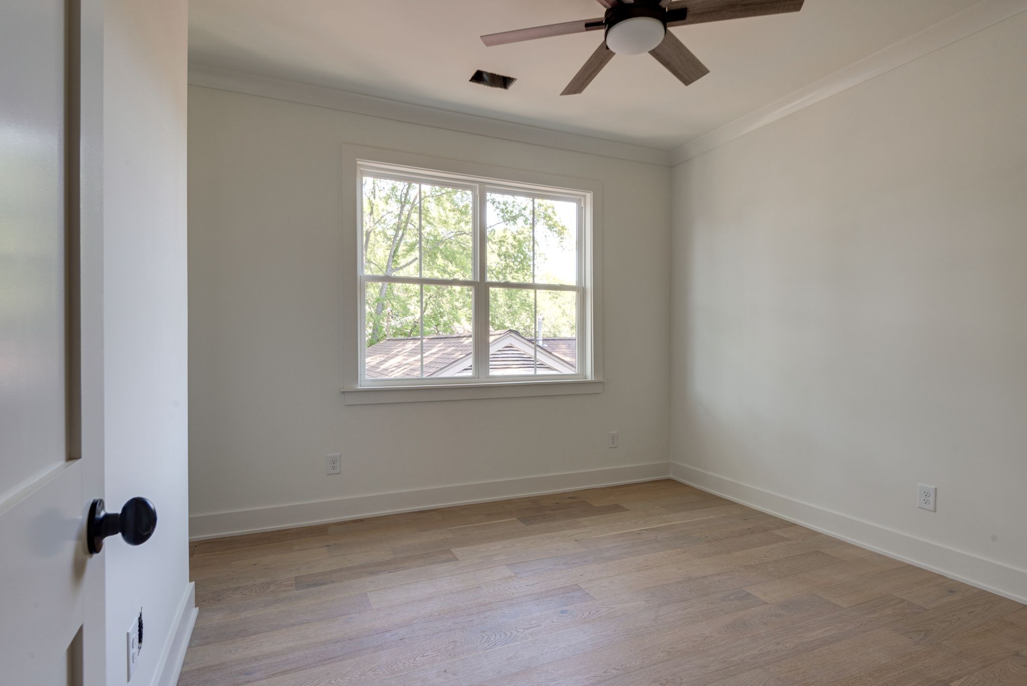 103 37th Ave, N Unit: Unit B