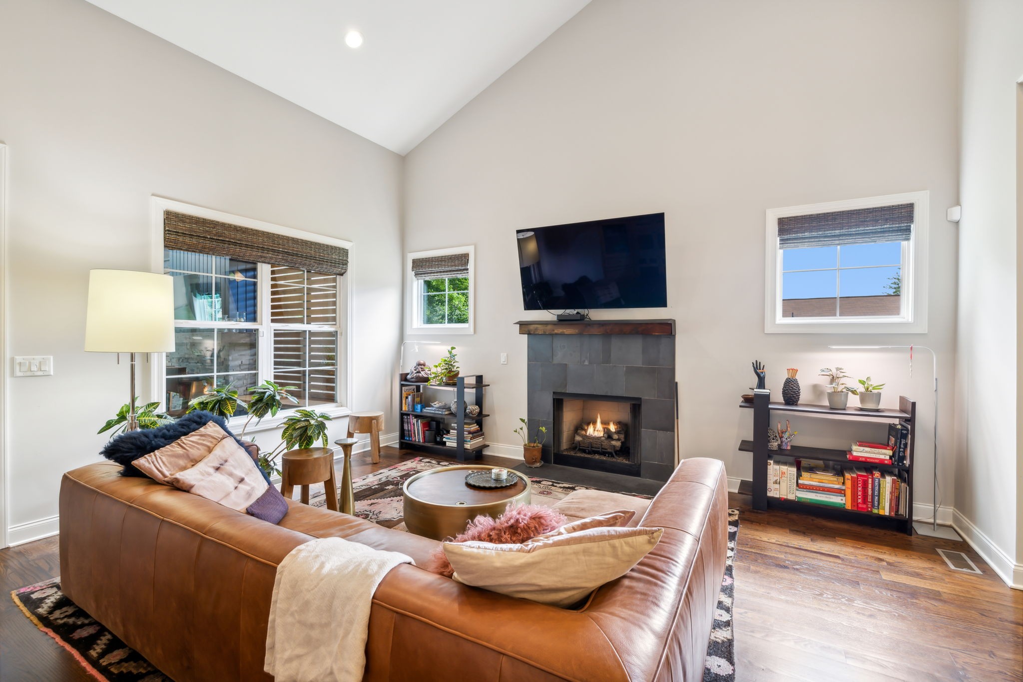948 Glass St