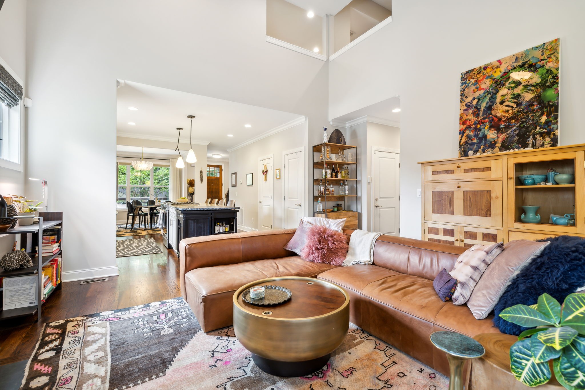 948 Glass St