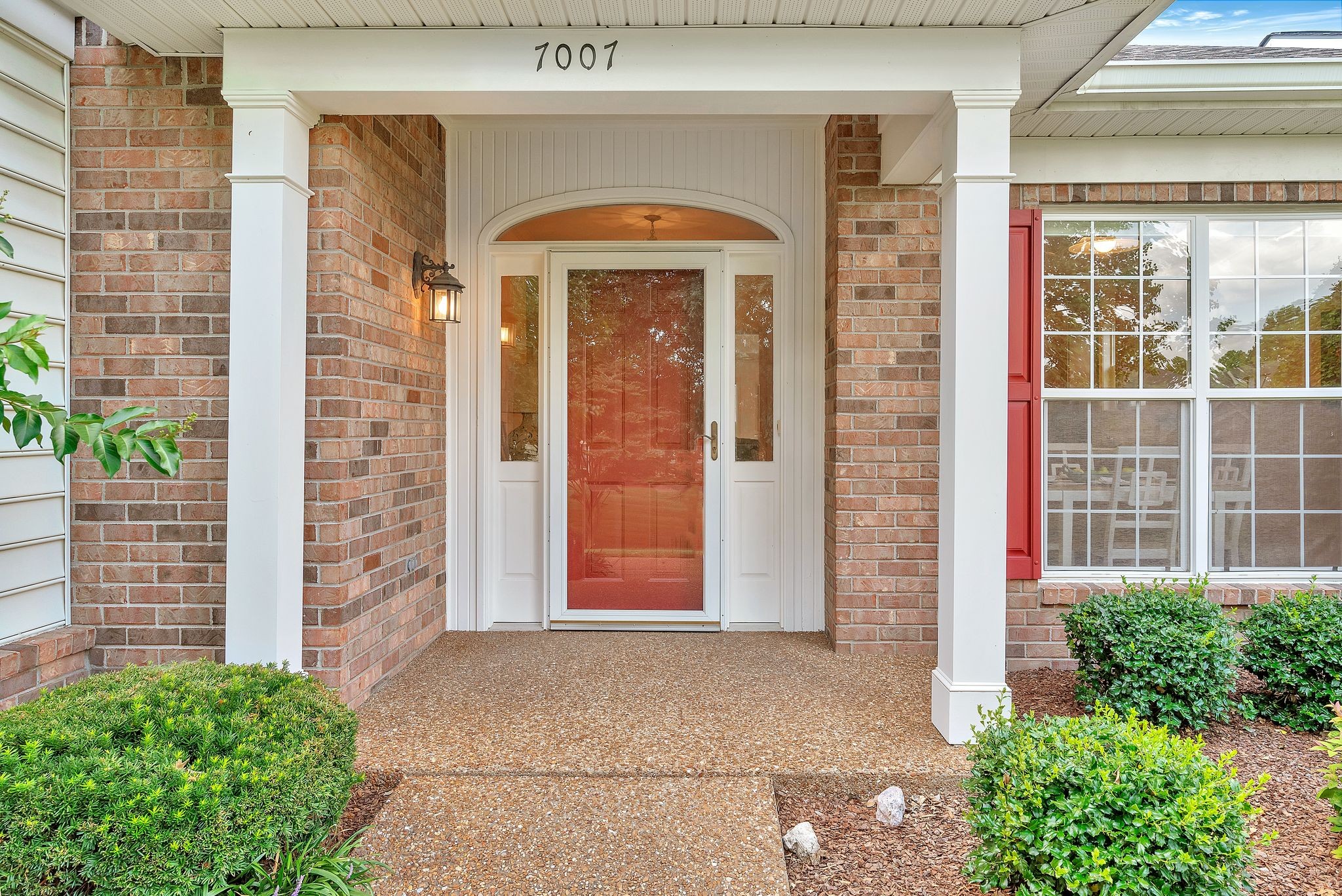 7007 Sunrise Cir