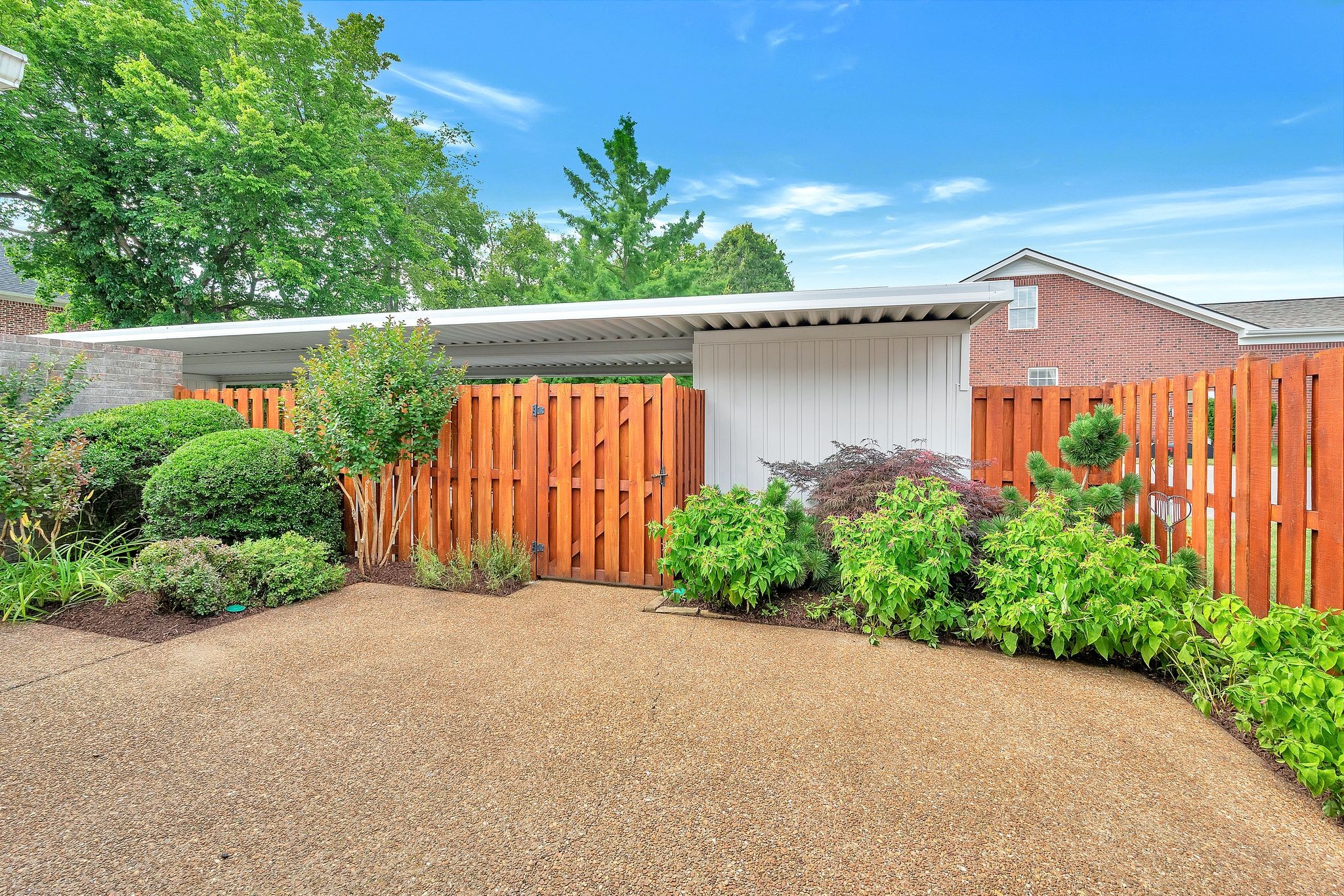7007 Sunrise Cir