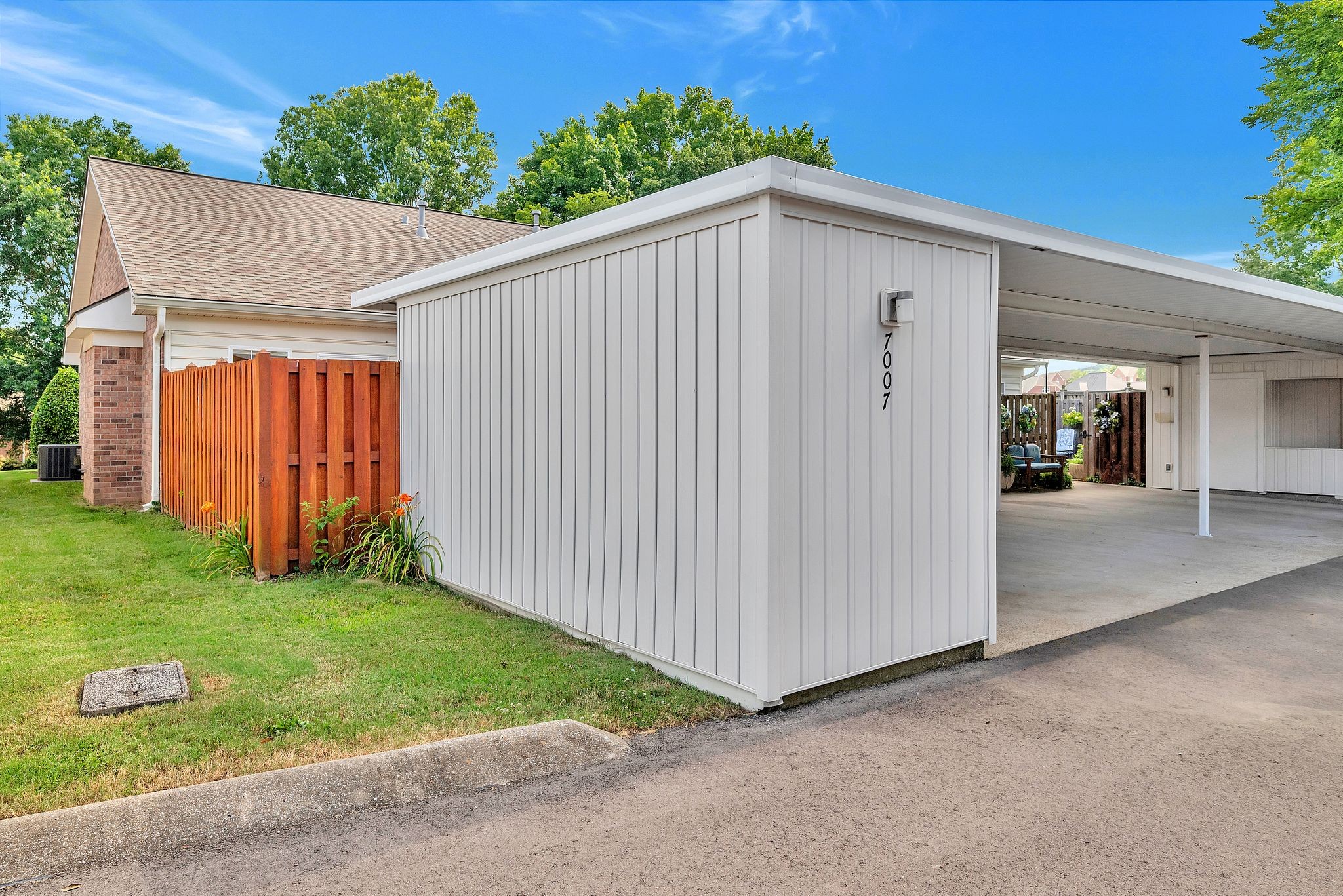7007 Sunrise Cir