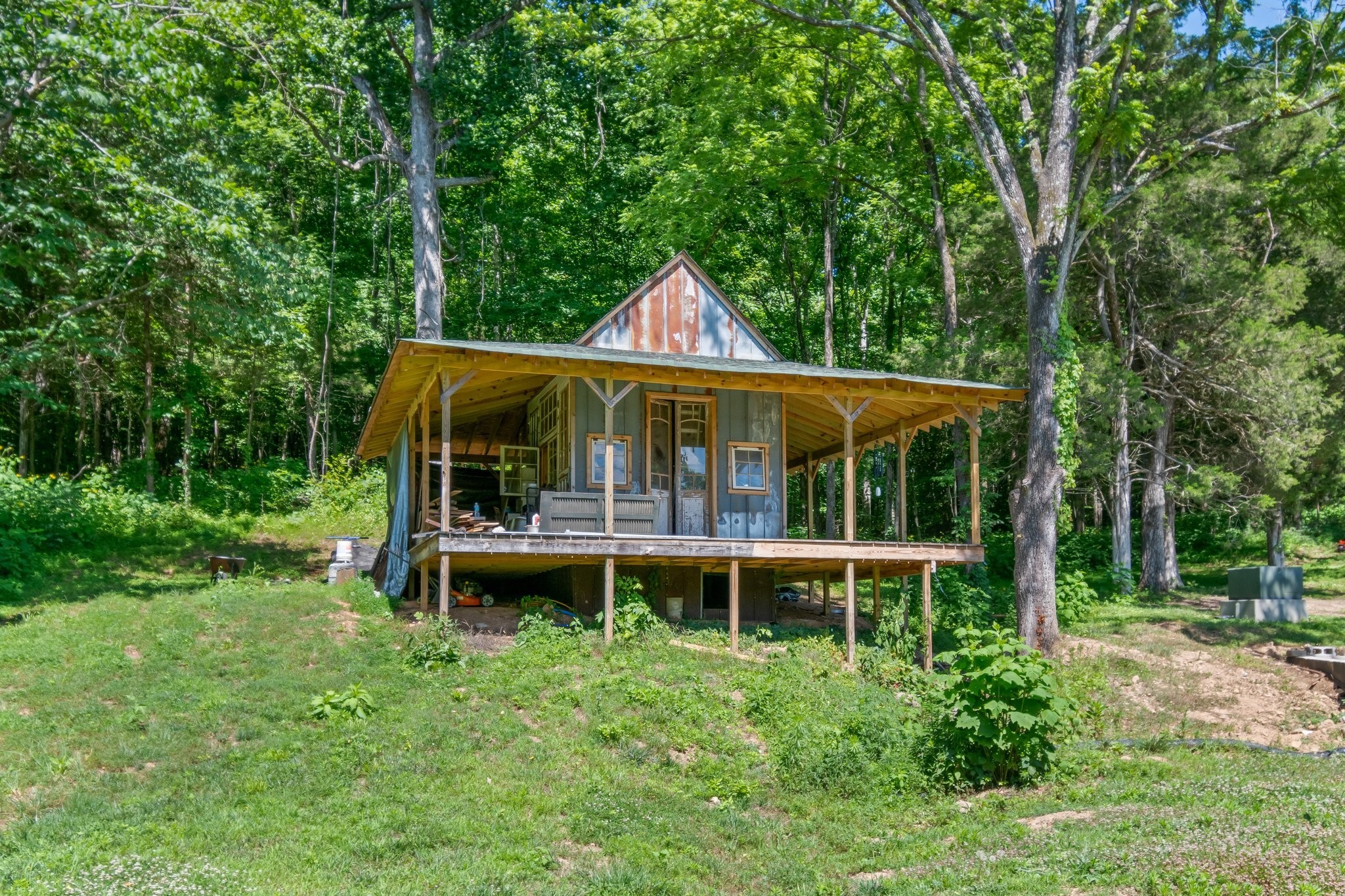 941 Jones Hollow Lane