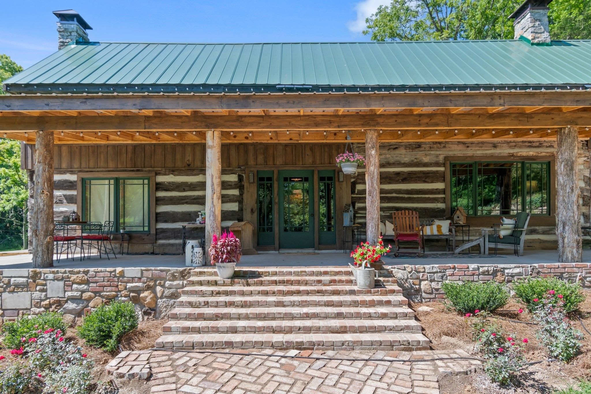 941 Jones Hollow Lane