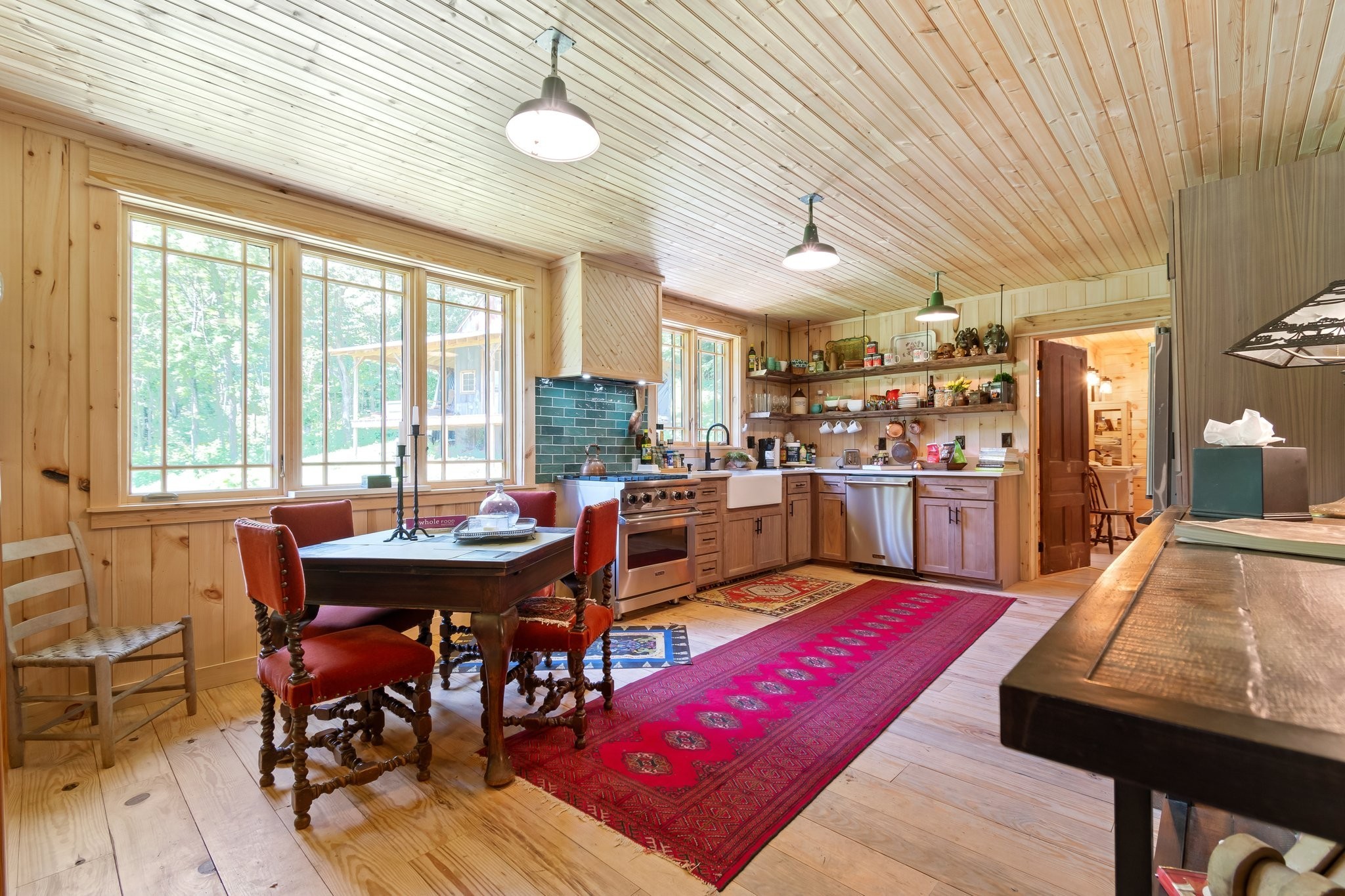 941 Jones Hollow Lane