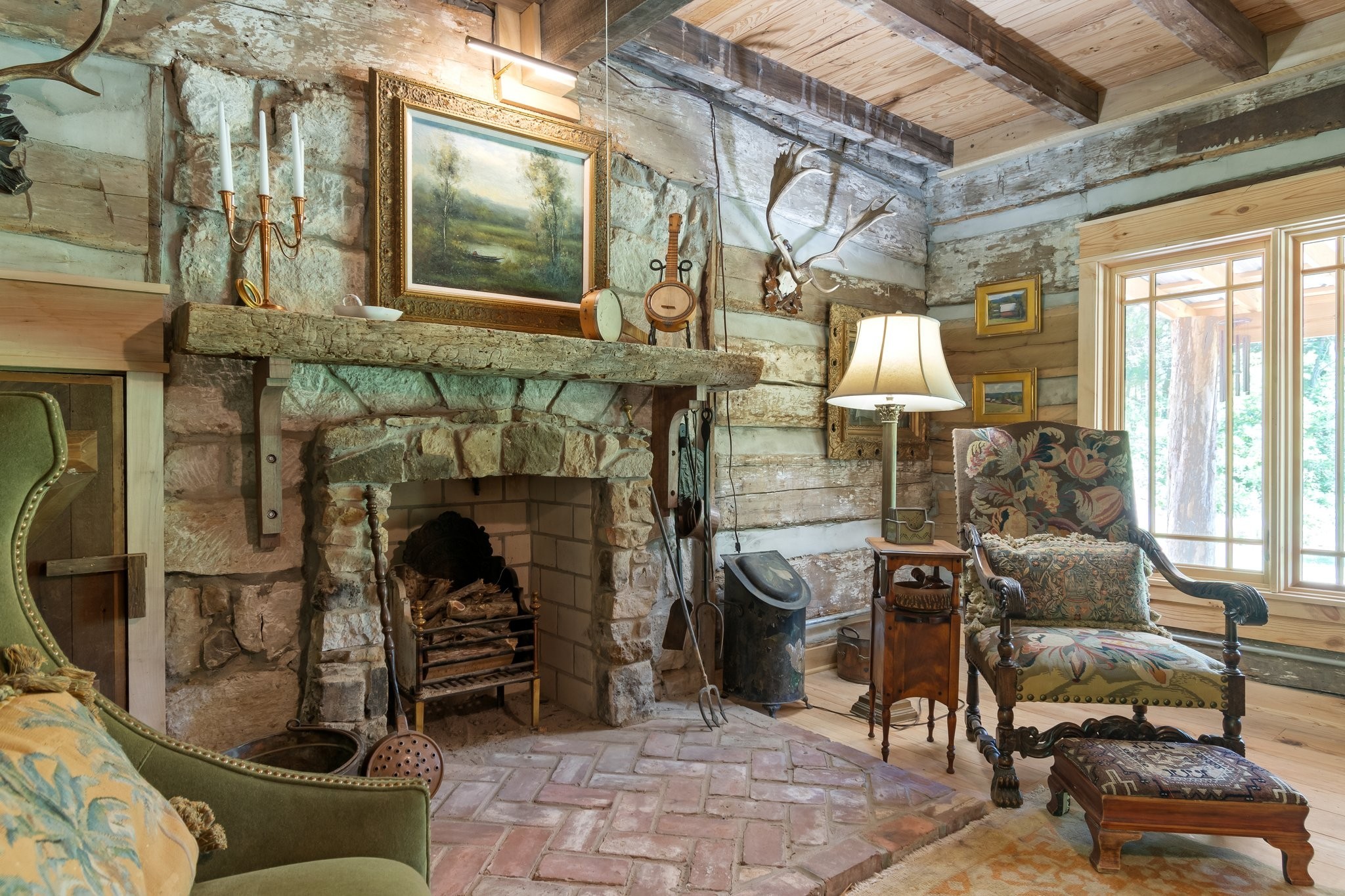 941 Jones Hollow Lane