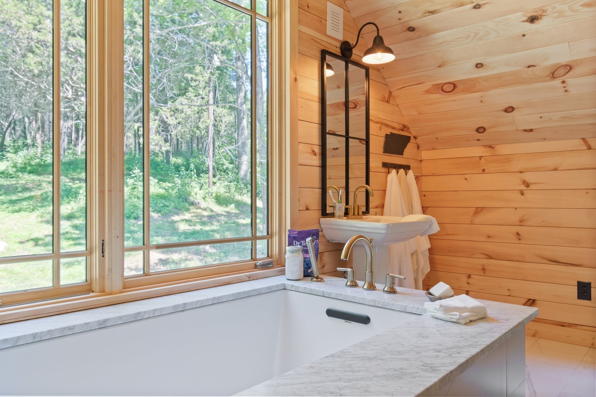 941 Jones Hollow Lane