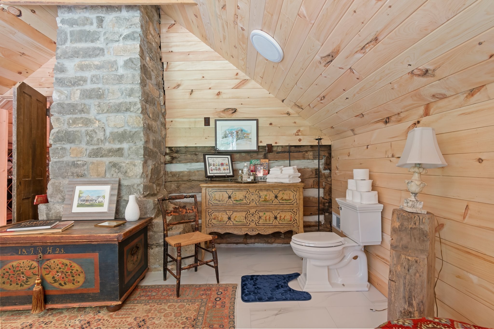 941 Jones Hollow Lane